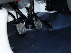 2012款 1.0L 手动 超值型