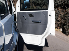2012款 1.0L 手动 超值型