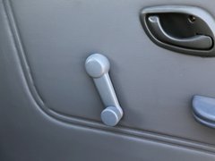 2012款 1.0L 手动 超值型