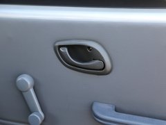 2012款 1.0L 手动 超值型