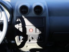 2012款 1.0L 手动 超值型