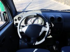 2012款 1.0L 手动 超值型