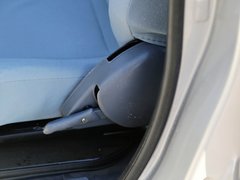 2012款 1.0L 手动 超值型