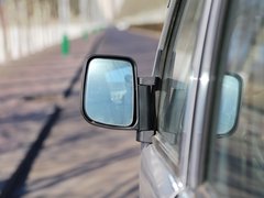 2012款 1.0L 手动 超值型