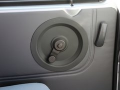 2012款 1.0L 手动 超值型
