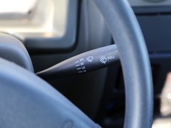 2012款 1.0L 手动 超值型