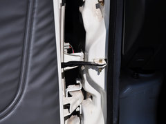 2012款 1.0L 手动 超值型