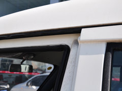 2012款 1.0L 手动 超值型