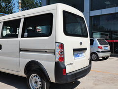 2012款 1.0L 手动 超值型
