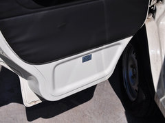 2012款 1.0L 手动 超值型