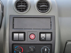 2012款 1.0L 手动 超值型