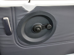 2012款 1.0L 手动 超值型