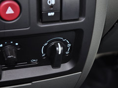 2012款 1.0L 手动 超值型