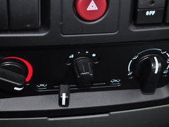 2012款 1.0L 手动 超值型