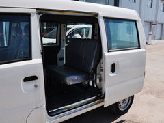 2012款 1.0L 手动 超值型