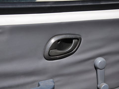 2012款 1.0L 手动 超值型