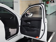 2013款 2.0T 自动 豪华版