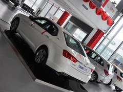 2013款 2.0T 自动 豪华版