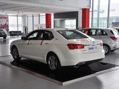 2013款 2.0T 自动 豪华版
