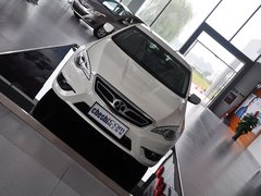 2013款 2.0T 自动 豪华版