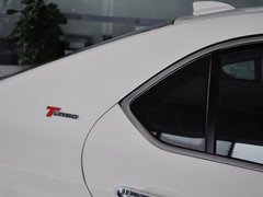 2013款 2.0T 自动 豪华版