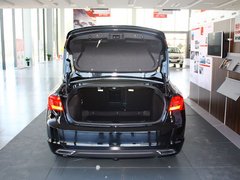 2013款 2.3T 自动 豪华版