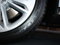 2013款 2.3T 自动 豪华版
