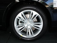 2013款 2.3T 自动 豪华版