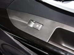 2013款 2.3T 自动 豪华版