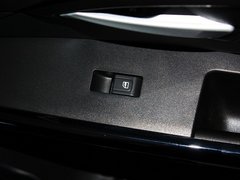 2013款 2.3T 自动 豪华版