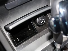 2013款 2.3T 自动 豪华版
