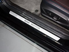 2013款 2.3T 自动 豪华版