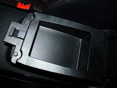 2013款 2.3T 自动 豪华版