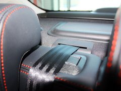 2013款 2.3T 自动 豪华版
