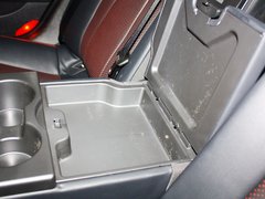 2013款 2.3T 自动 豪华版
