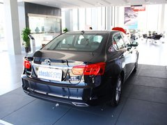 2013款 2.3T 自动 豪华版