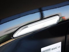 2013款 2.3T 自动 豪华版