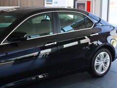 2013款 2.3T 自动 豪华版