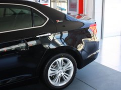 2013款 2.3T 自动 豪华版