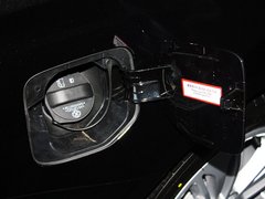 2013款 2.3T 自动 豪华版