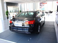 2013款 2.3T 自动 豪华版