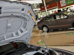 2013款 1.8T DCT 尊贵版 5座