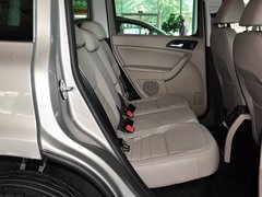 2013款 1.8T DCT 尊贵版 5座