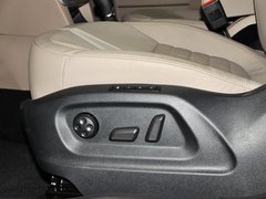 2013款 1.8T DCT 尊贵版 5座