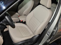 2013款 1.8T DCT 尊贵版 5座