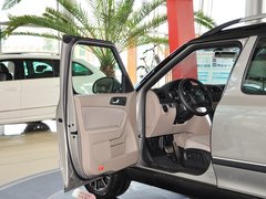 2013款 1.8T DCT 尊贵版 5座