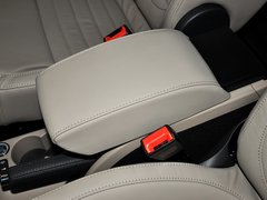 2013款 1.8T DCT 尊贵版 5座