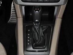 2013款 1.8T DCT 尊贵版 5座