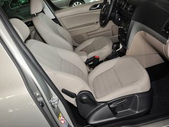 2013款 1.8T DCT 尊贵版 5座