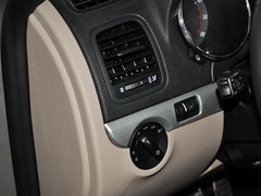 2013款 1.8T DCT 尊贵版 5座